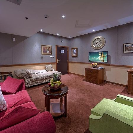 Delmon Palace Hotel Dubai Room photo
