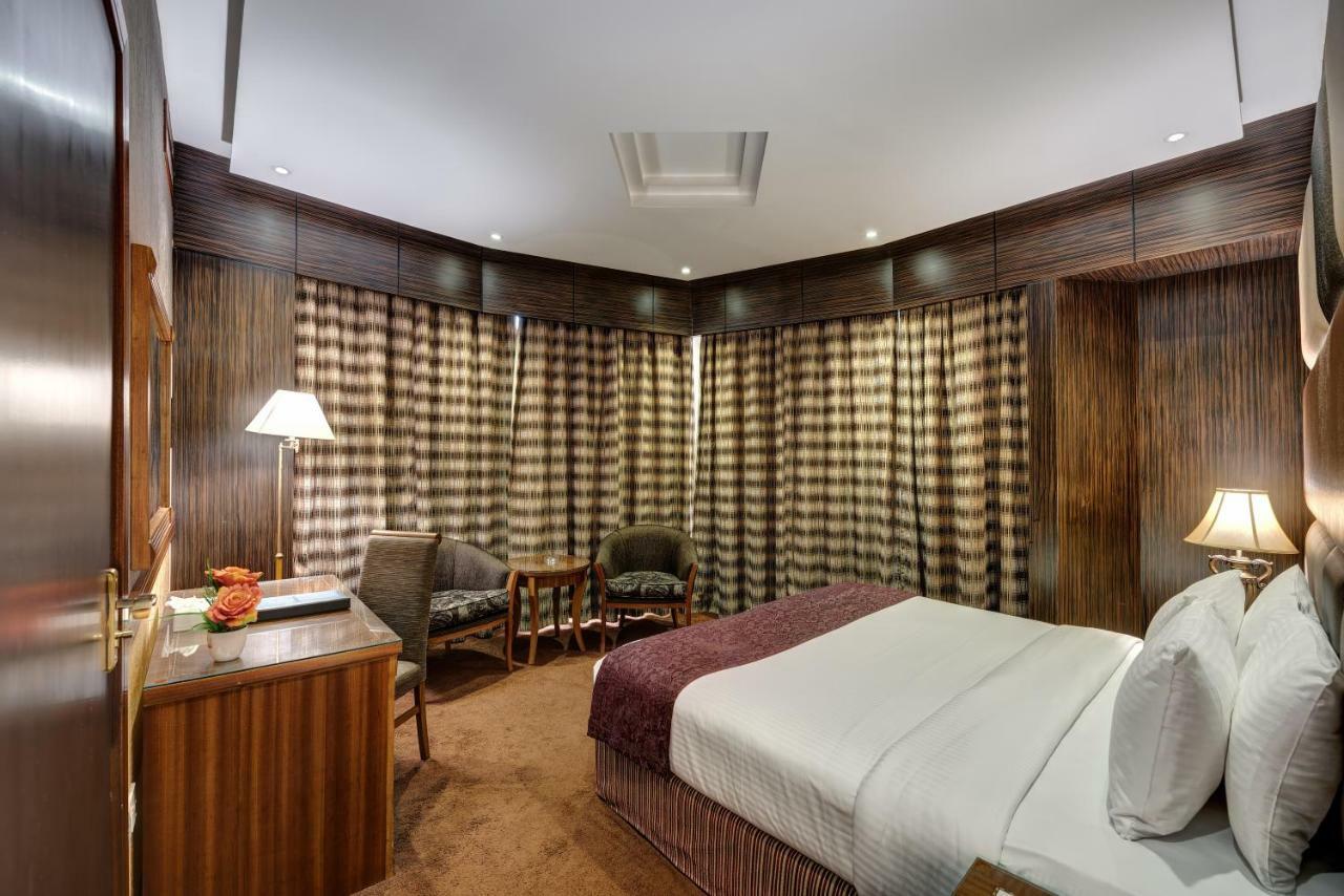 Delmon Palace Hotel Dubai Exterior photo