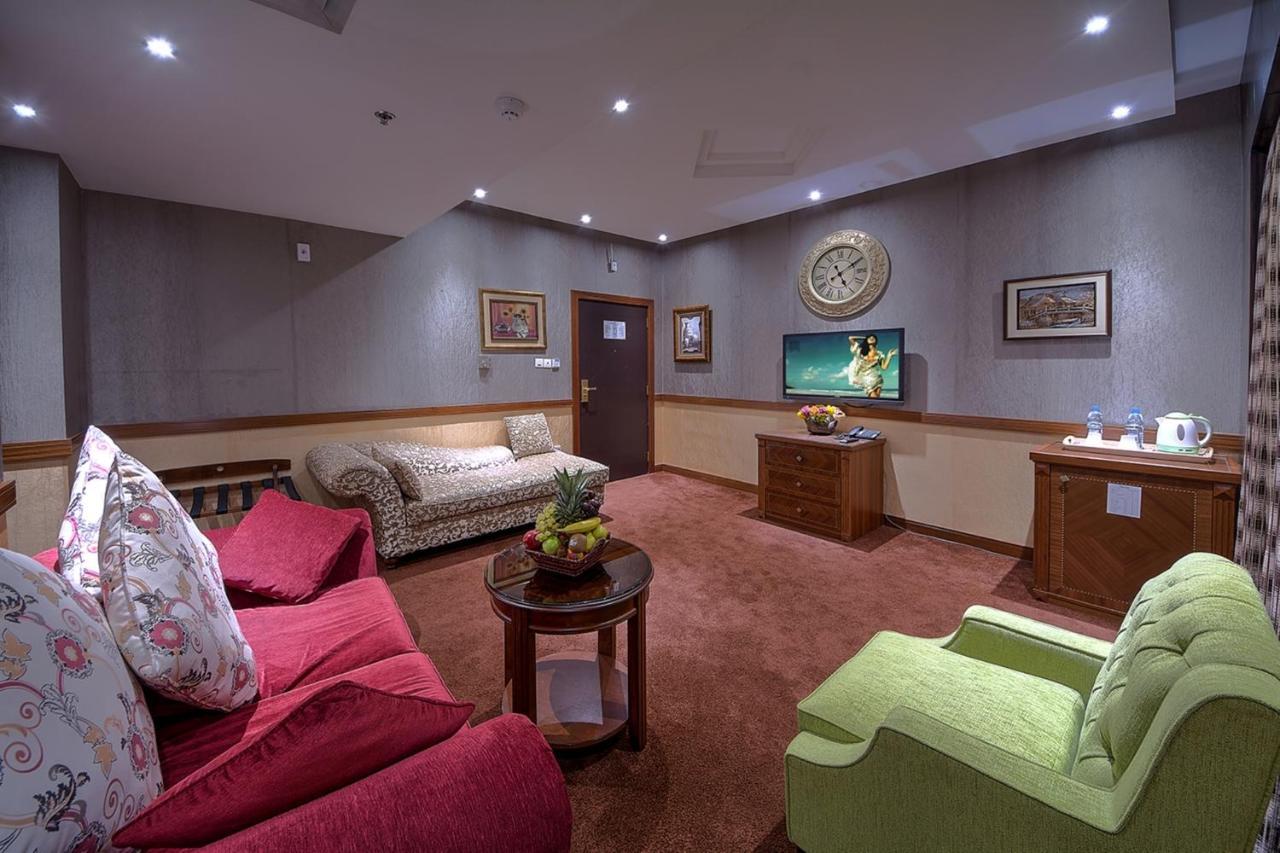 Delmon Palace Hotel Dubai Room photo